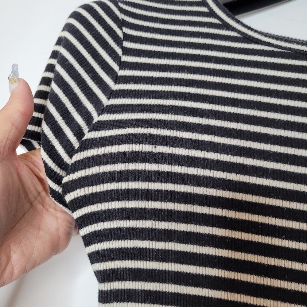 Brandy Melville Short Sleeved Black and White Striped Dress - Picture 7 of 9